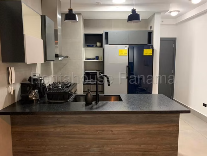 Se Vende Apartamento en Coco del Mar LA26-7578