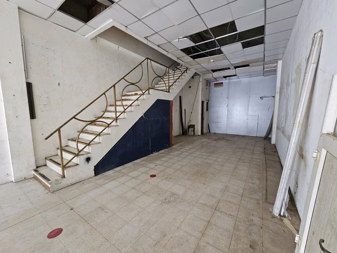 Alquiler local comercial con amplio espacio en El Dorado - Imagen 3
