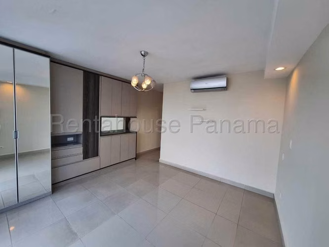 Venta de apartamento en Ph The Regent 26MVCH4848