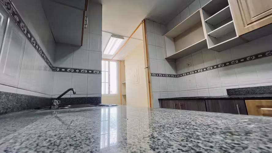 Apartamento de dos recámaras en alquiler en el Camino Real de Bethania - Imagen 5