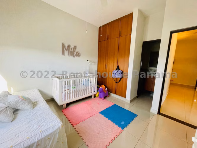 Se Vende Apartamento en San Francisco LA26-4748