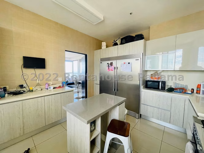 Se Vende Apartamento en San Francisco LA26-4748