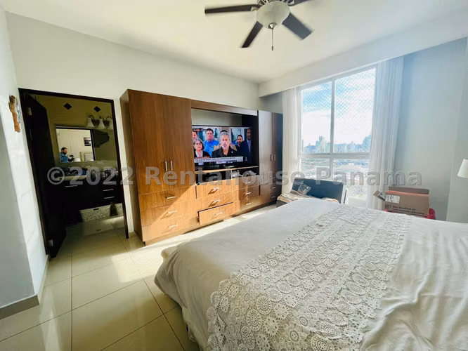 Se Vende Apartamento en San Francisco LA26-4748