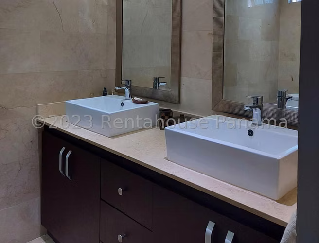 Venta de apartamento en Ph Waterfalls 26MVCH8119