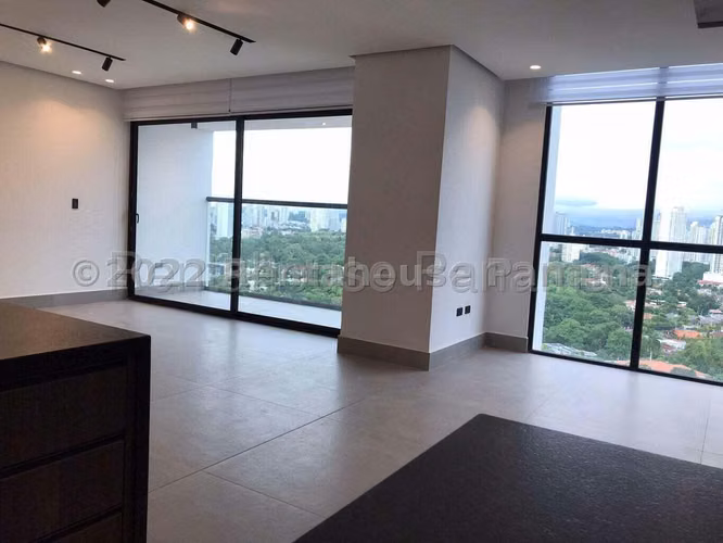 Apartamento en alquiler - Imagen 4