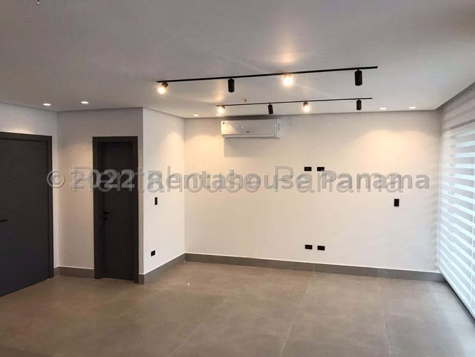 Apartamento en alquiler - Imagen 3