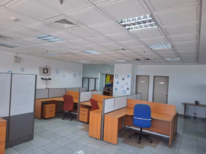 VENDO OFICINA EN PUNTA PACIFICA