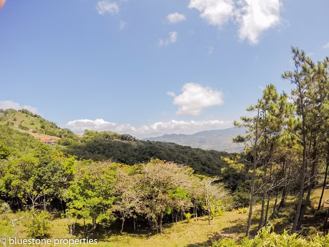 Altos del Maria - Casa de Campo - 3,915mts2 de terreno - 400,000 - Imagen 3