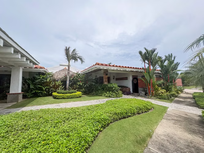 Vida Frente al Mar en su Máxima Expresión – Villa en Venta en Vista Mar - Imagen 19