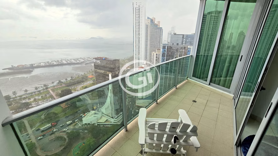 Venta Apartamento Bella Vista Allure Remodelado de Lujo Vista al Mar