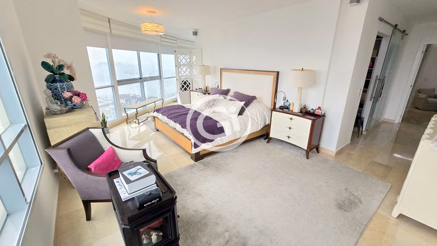 Venta Apartamento Bella Vista Allure Remodelado de Lujo Vista al Mar