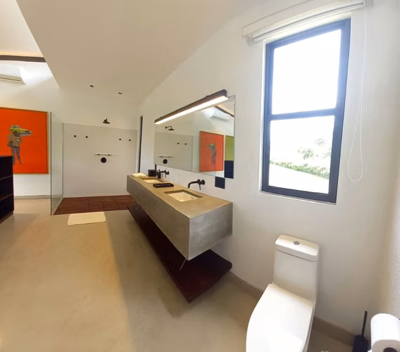 Moderna y Espaciosa Casa en Punta Barco - Imagen 16