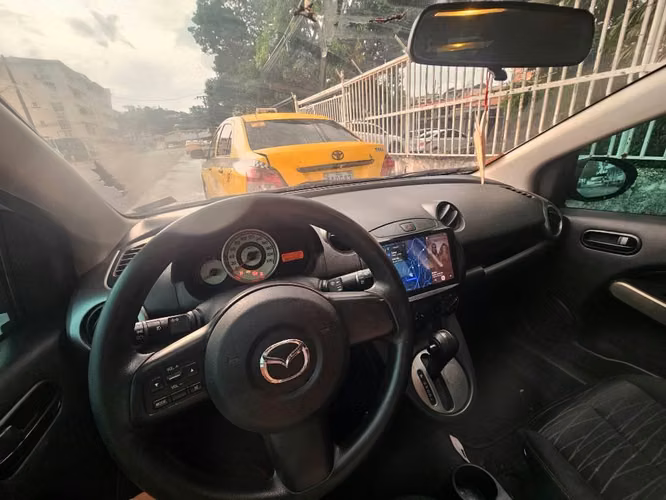 Mazda 2 Hatchback - Imagen 4