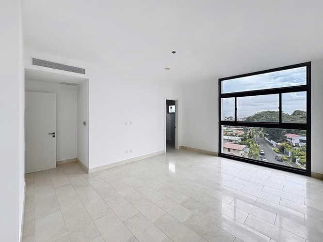Venta de apartamento en Coco del mar PH Caleta - Imagen 12