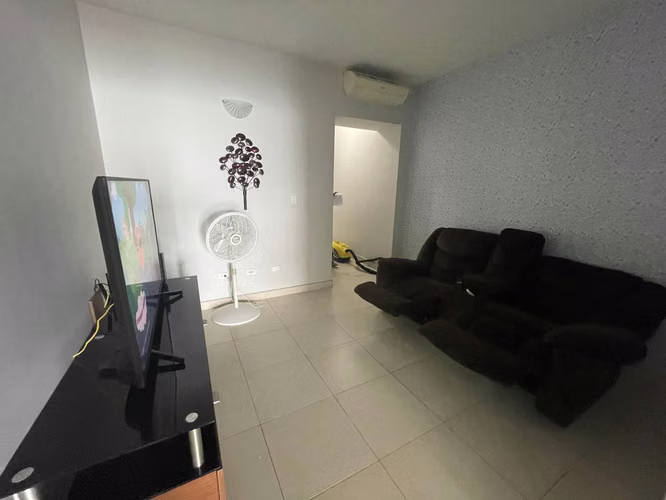 Se Vende Apartamento en Avenida Balboa MDV26-7809