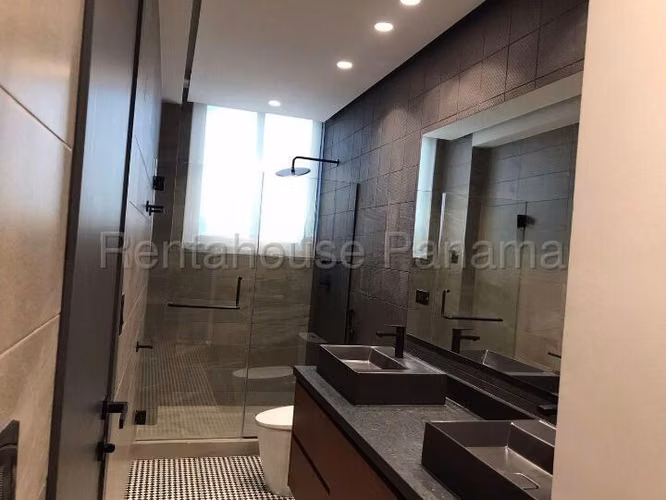 Se Alquila Apartamento en Coco del Mar MDV26-9034