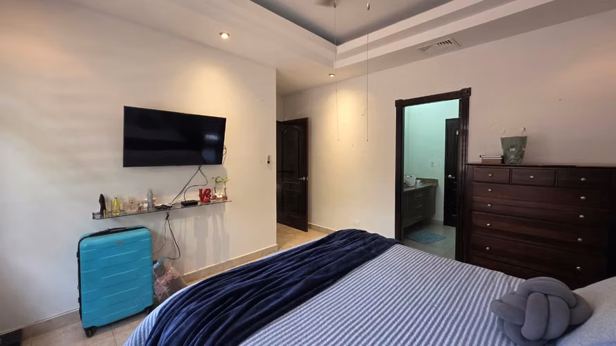 Venta de casa en Costa del Este – PH Antigua