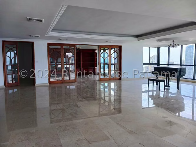 Alquiler de Apartamento en Avenida Balboa Ph Miramar ANL