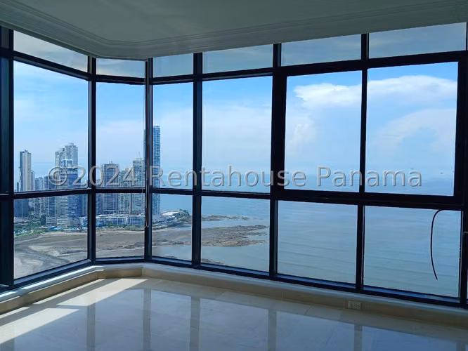 Alquiler de Apartamento en Avenida Balboa Ph Miramar Plaza ANL