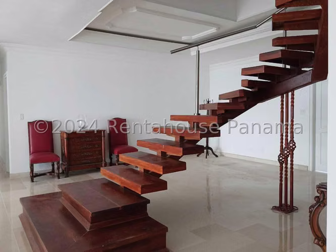 Alquiler de Apartamento en Avenida Balboa Ph Miramar Plaza ANL