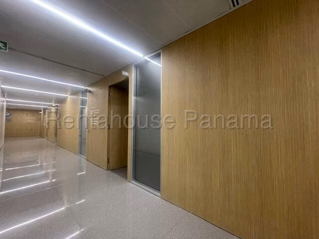 Venta de Consultorio en Punta Pacifica Pacific Center ANL