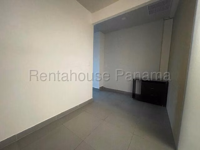 Venta de Consultorio en Punta Pacifica Pacific Center ANL