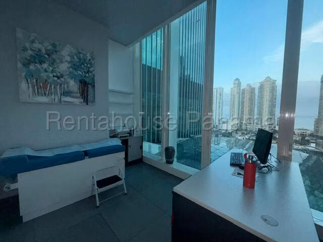 Venta de Consultorio en Punta Pacifica Pacific Center ANL