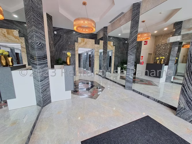 Alquiler de Comercial en Costa del Este Peninsula center CCO
