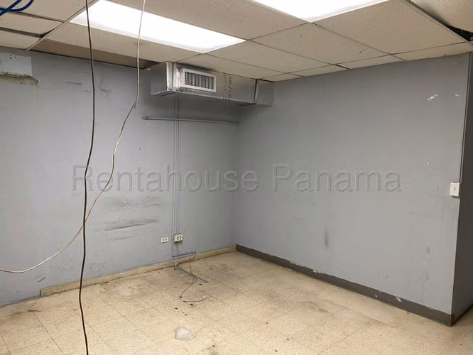 Venta de Galera en Transistmica Plaza Agora Solo Cliente Directo MC