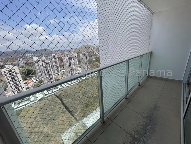 Vendo Apartamento en Condado del Rey KINGS PARK OF26-5447