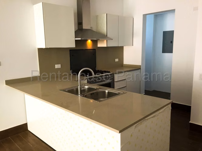 Vendo Apartamento en Costa Sur COSTAMARE OF25-6298