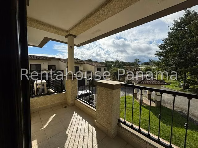 Vendo Casa en Clayton OF25-4291