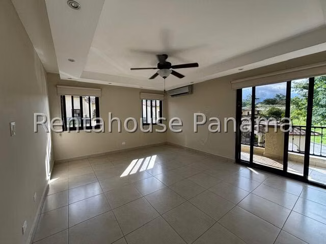 Vendo Casa en Clayton OF25-4291