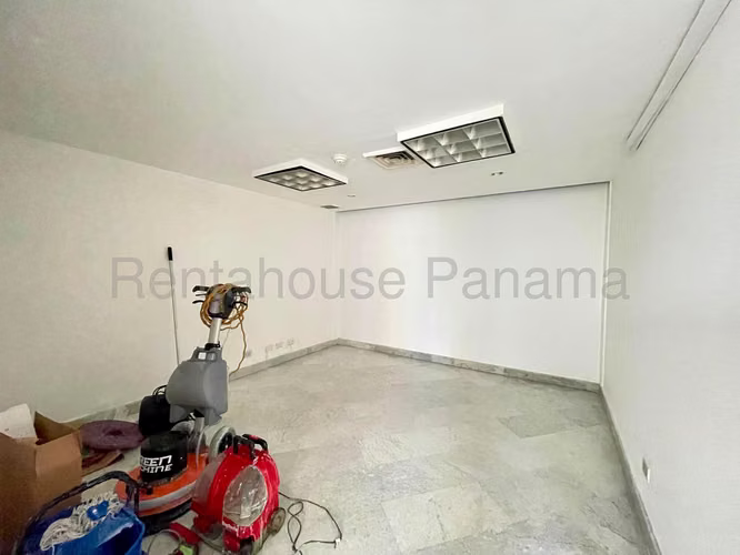 Alquilo EDIFICIO en Transistmica OF26-9032
