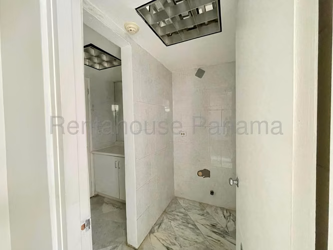 Vendo Edificio en Transistmica OF26-9033 - Imagen 14