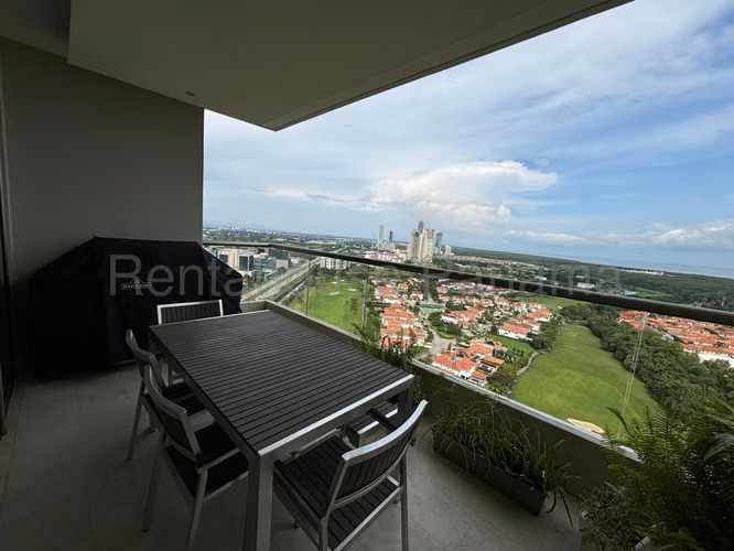 Venta de Apartamento en Santa Maria Ph Greenview 235 Mts PD