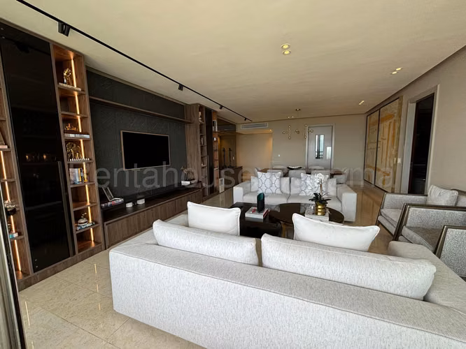 Venta de Apartamento en Santa Maria Ph Greenview 235 Mts PD