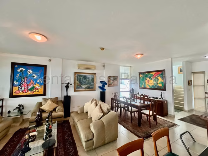 Venta de Casa en Altos de Panama Horizontes 410 Mts PD - Imagen 3