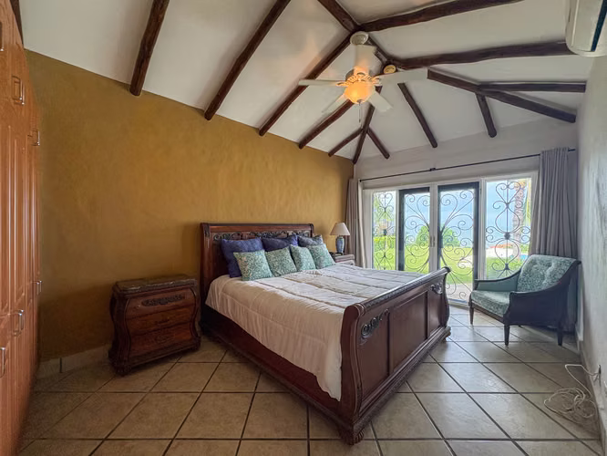 Villa de Lujo con Vistas al Golf y al Mar en Alquiler en Vista Mar - Imagen 10