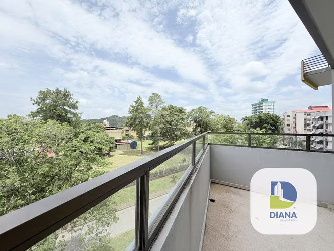 Venta de apartamento en La Alameda