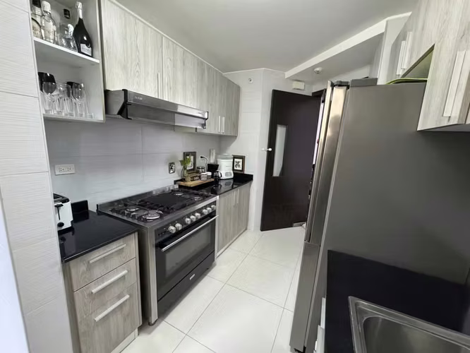 ¡EL APARTAMENTO QUE LO TIENE TODO EN EL CANGREJO! PH CARRERAS TOWER