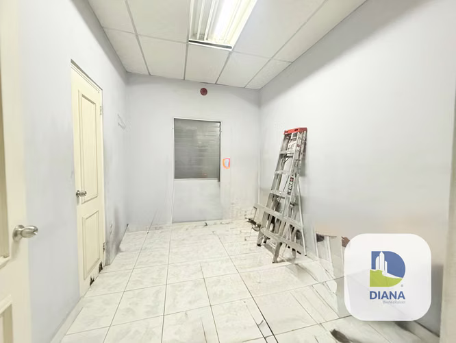 Venta de edificio en Calidonia