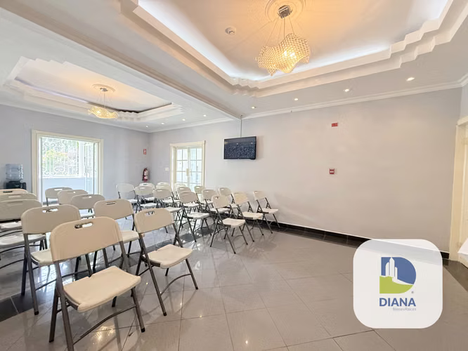 Venta de edificio en Calidonia