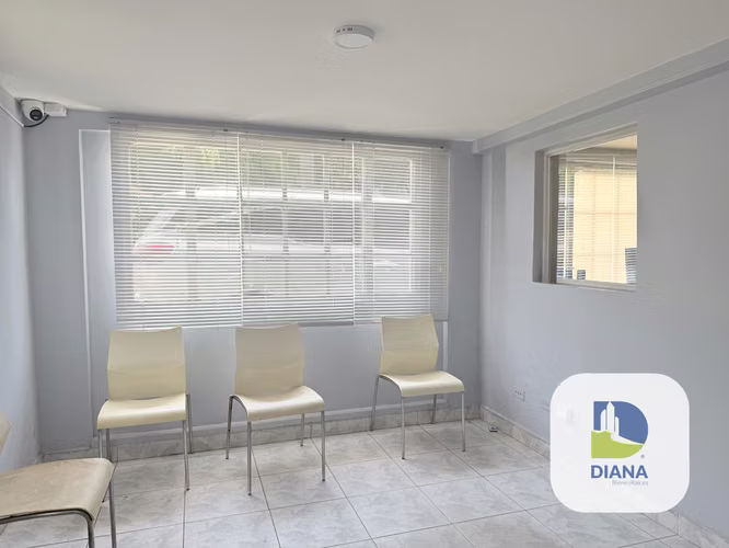Venta de edificio en Calidonia