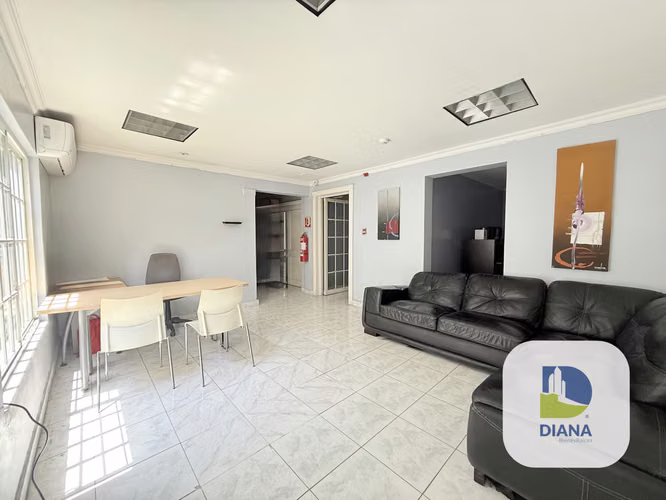 Venta de edificio en Calidonia