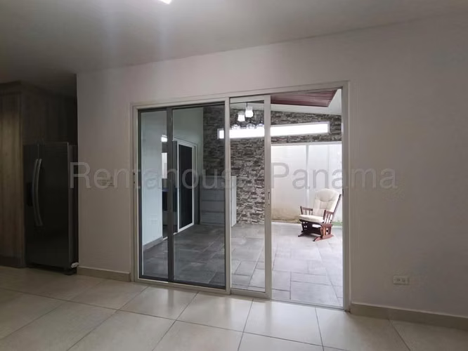 Casa en Alquiler en Costa Sur JG - Imagen 4