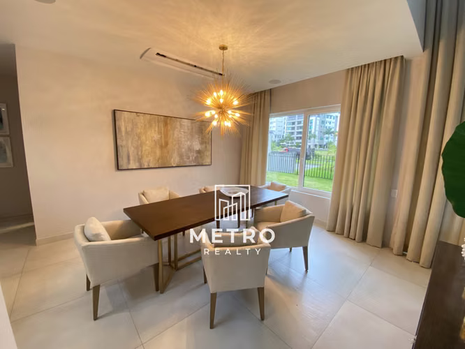 Casa en Venta en Santa Maria The Woods