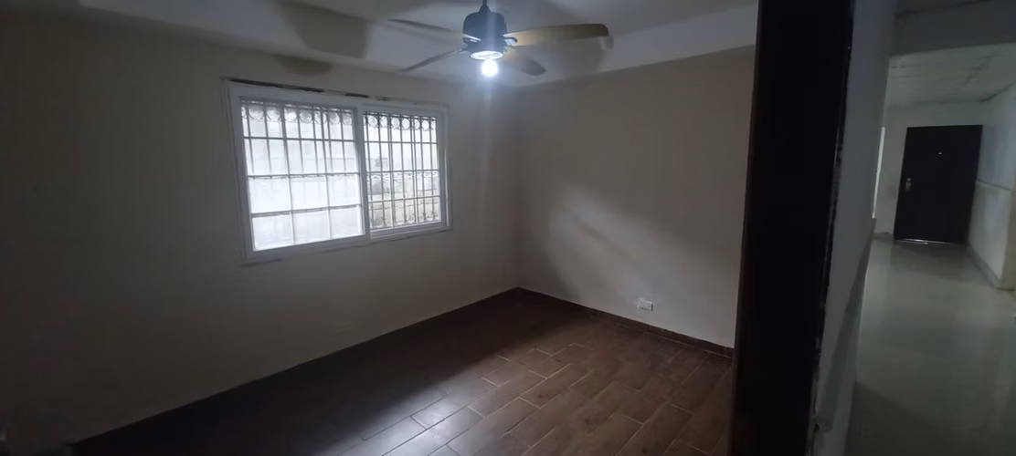 ¡Gran oportunidad en San Antonio! Propiedad comercial/residencial con ubicación privilegiada