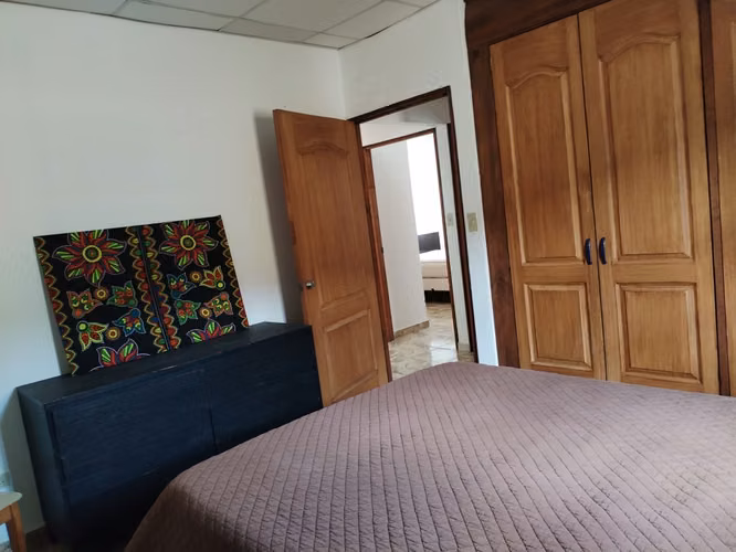 LINDA CASA - EN VILLAS DE PENONOME.