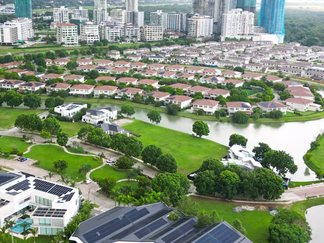 Venta de Terreno en Santa María Golf & Country Club, Península Estate, 4,292m²